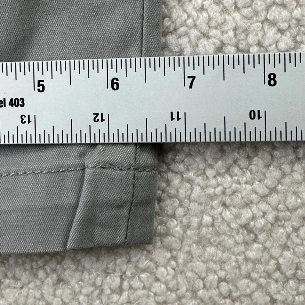 Banana Republic Lived-In Athletic Chino Mens 30x30 Grey Business Casual Classic